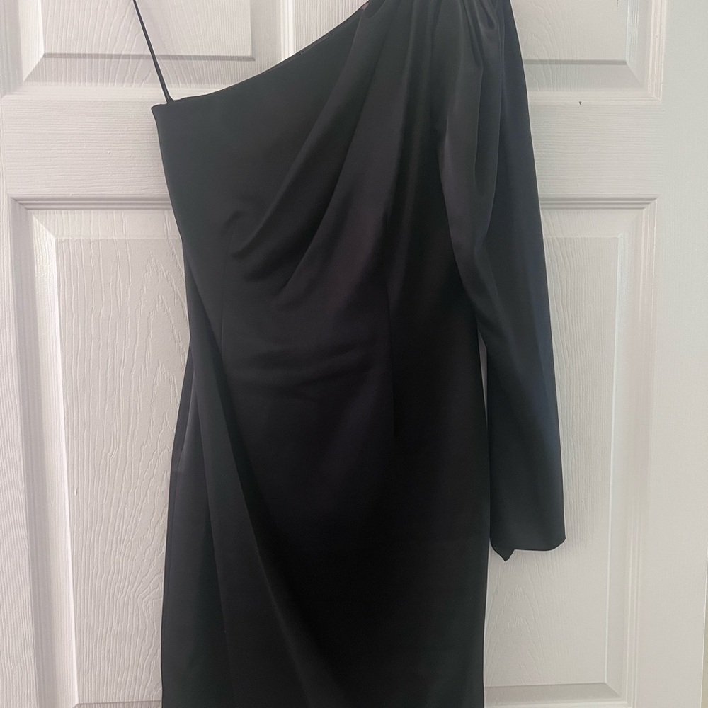 Elegant Black One-Shoulder Dress